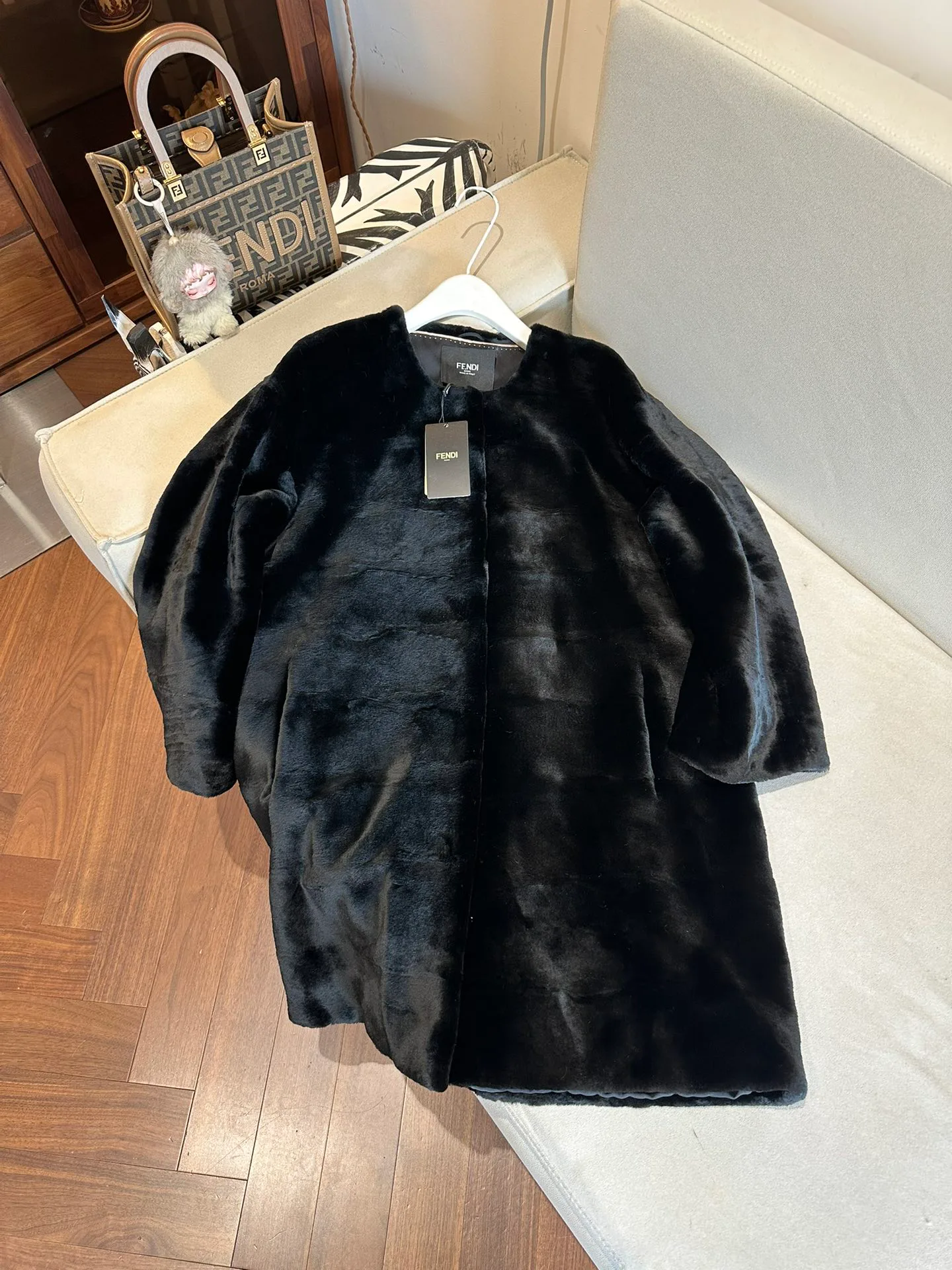 Шубы Женские Fendi 918054