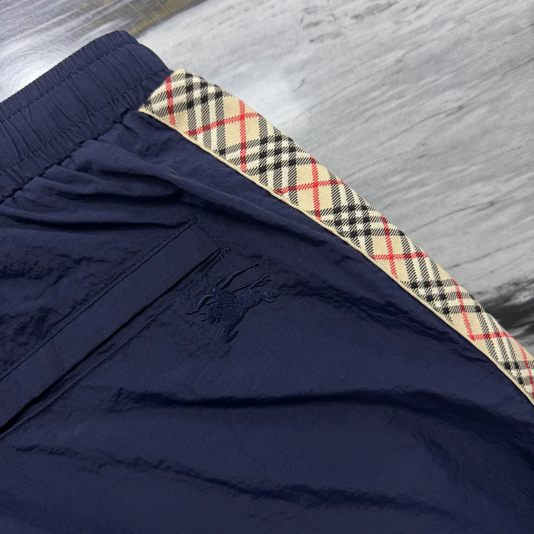 Шорты Мужские Burberry 13336993