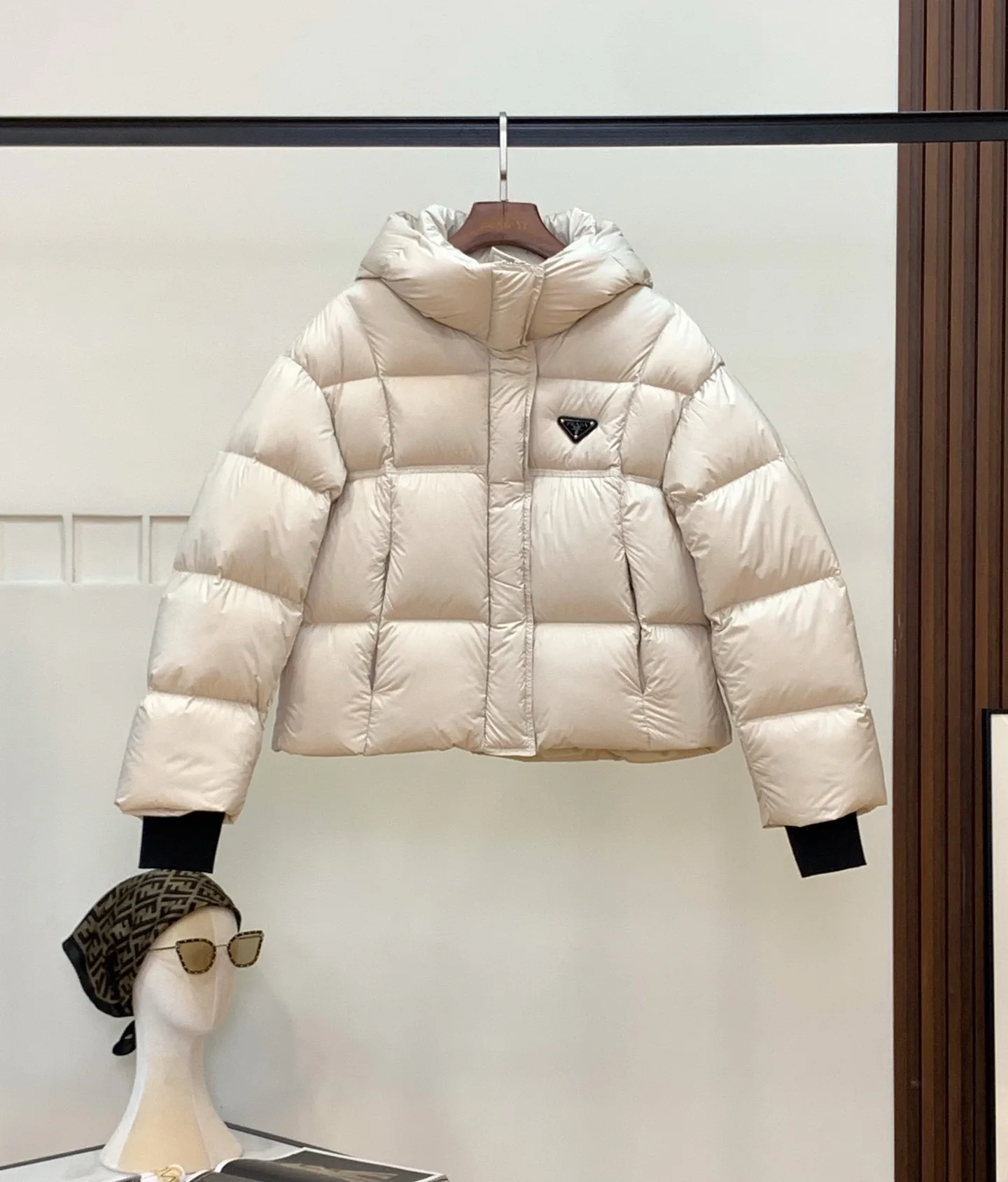 Куртки И Пуховики Женские Prada 525449