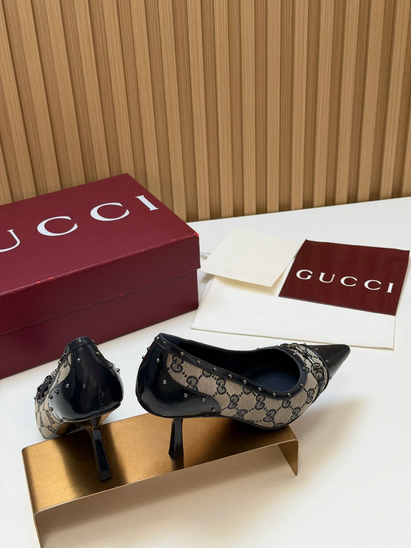 Туфли Женские Gucci 17631697