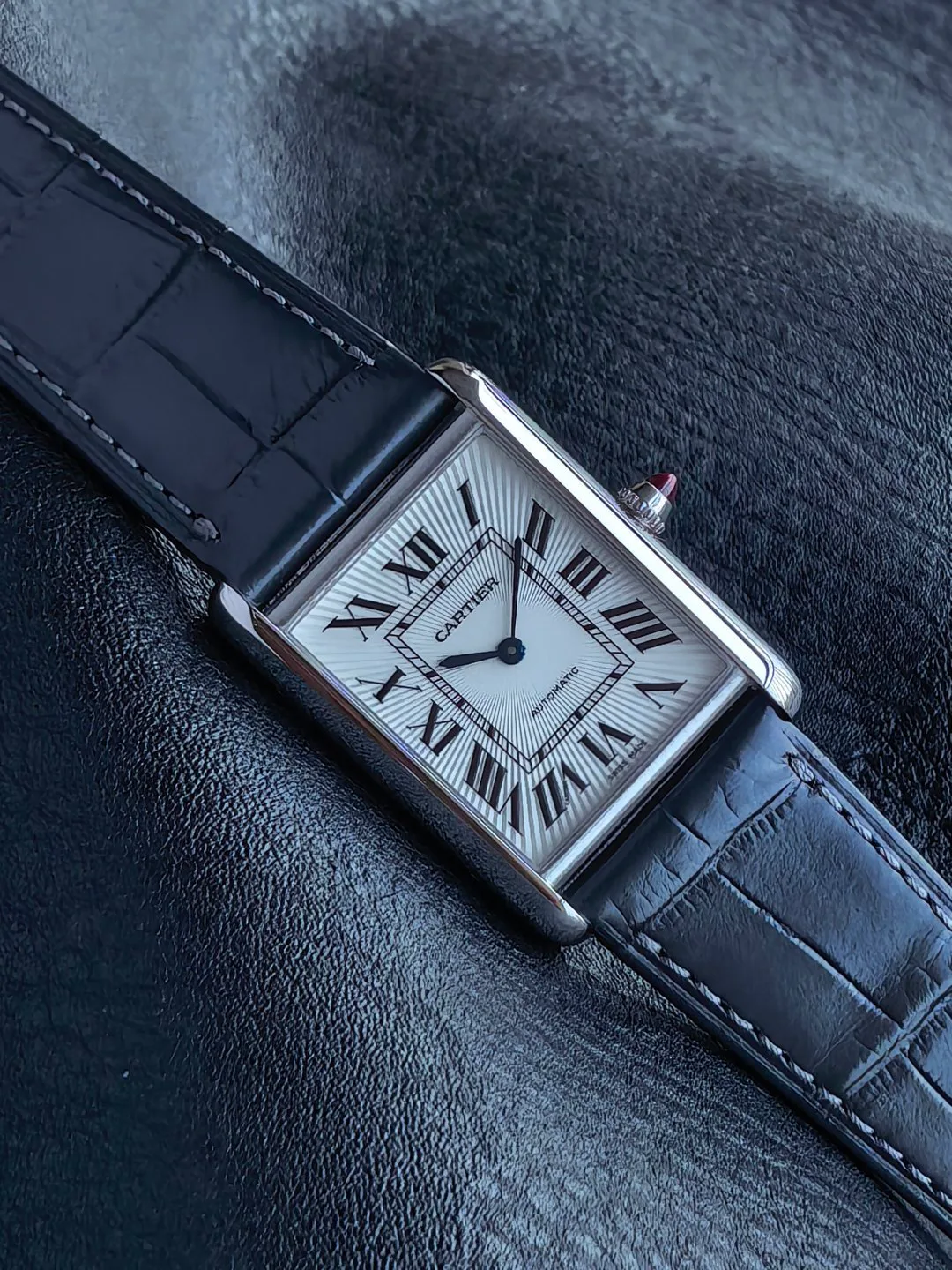 Часы Женские Cartier 17801458