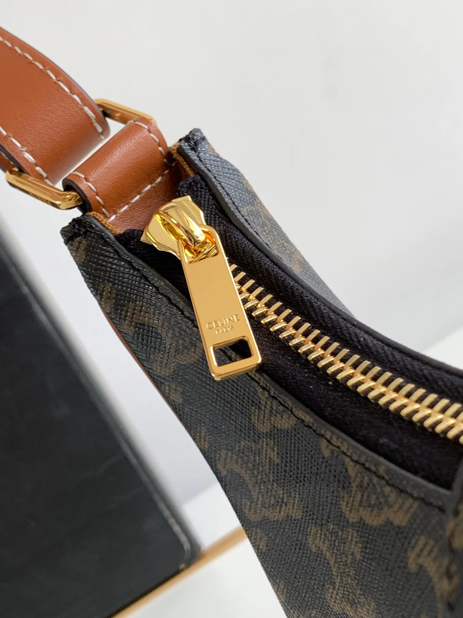 Классические Сумки Женские Celine 11488669