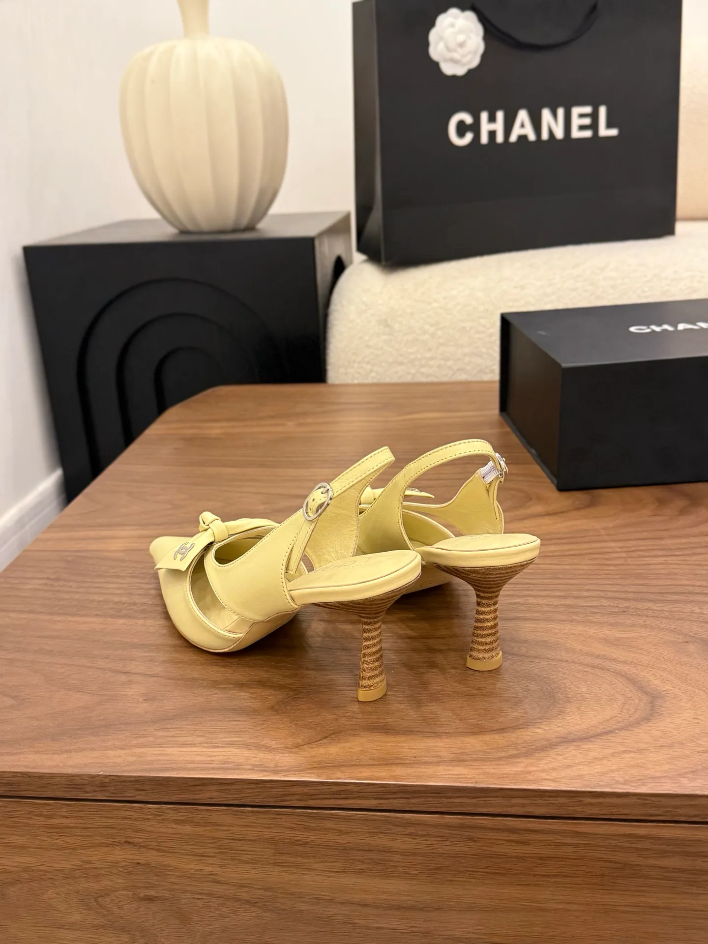 Туфли Женские Chanel 12608044