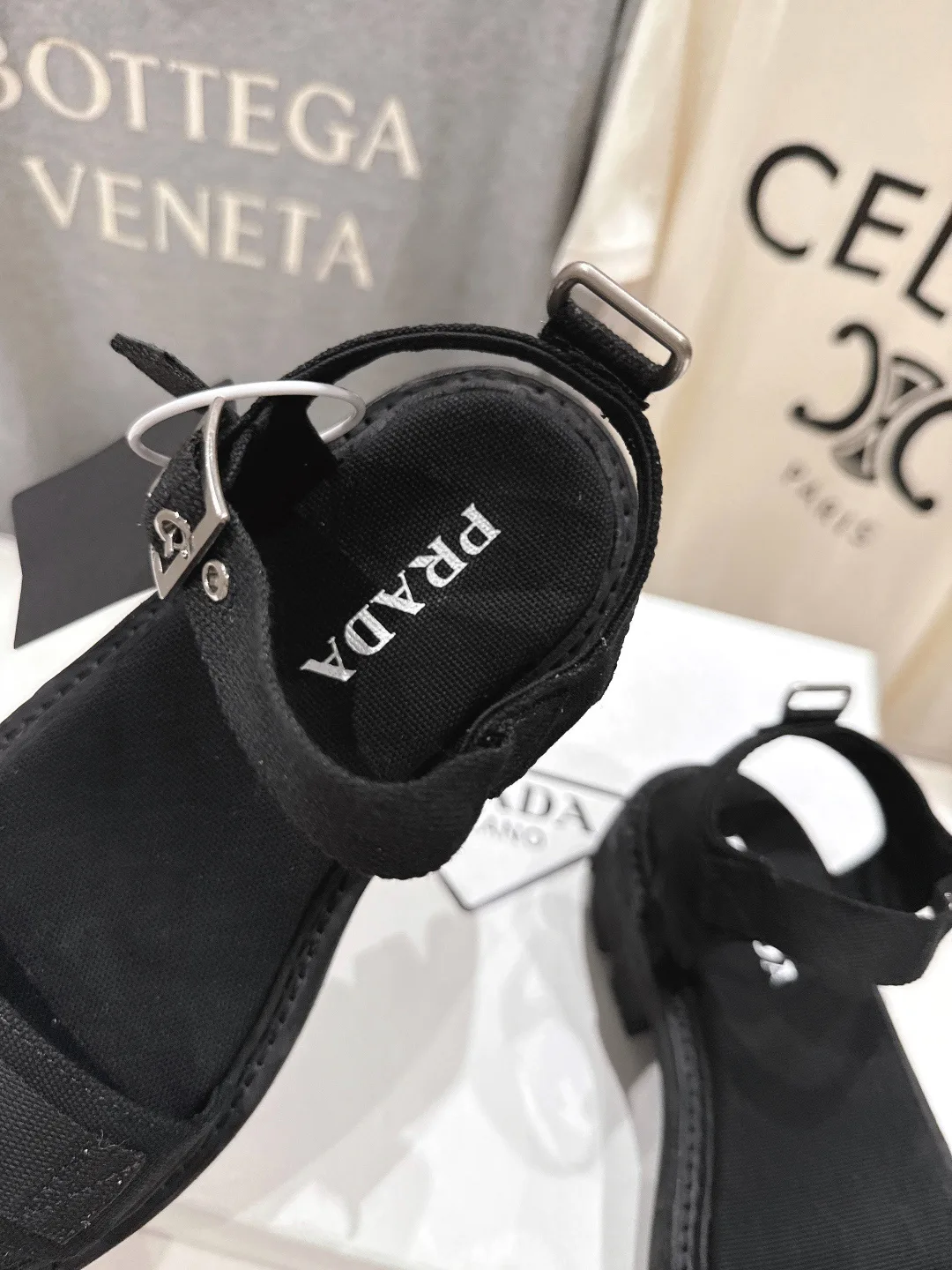 Сандалии Женские Prada 11131898