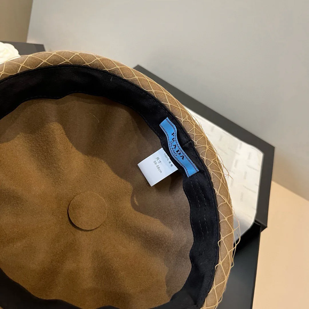 Головные Уборы Prada 920613