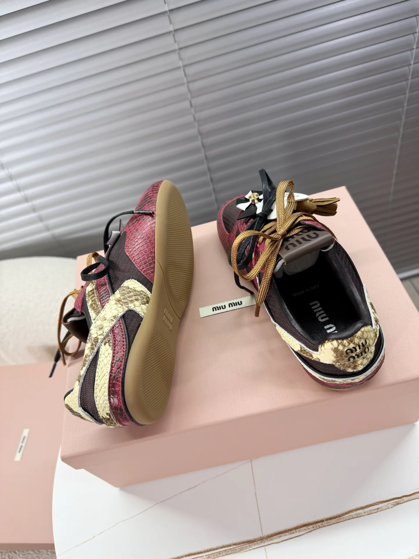 Кроссовки Женские Miu Miu 3742518