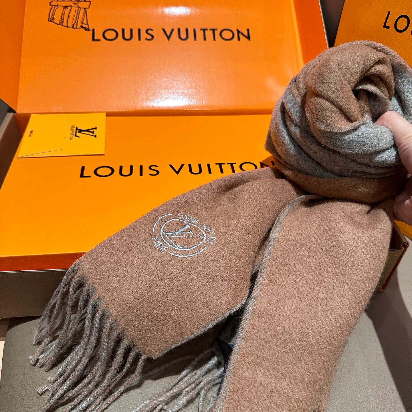 Шарфы Louis Vuitton 73124