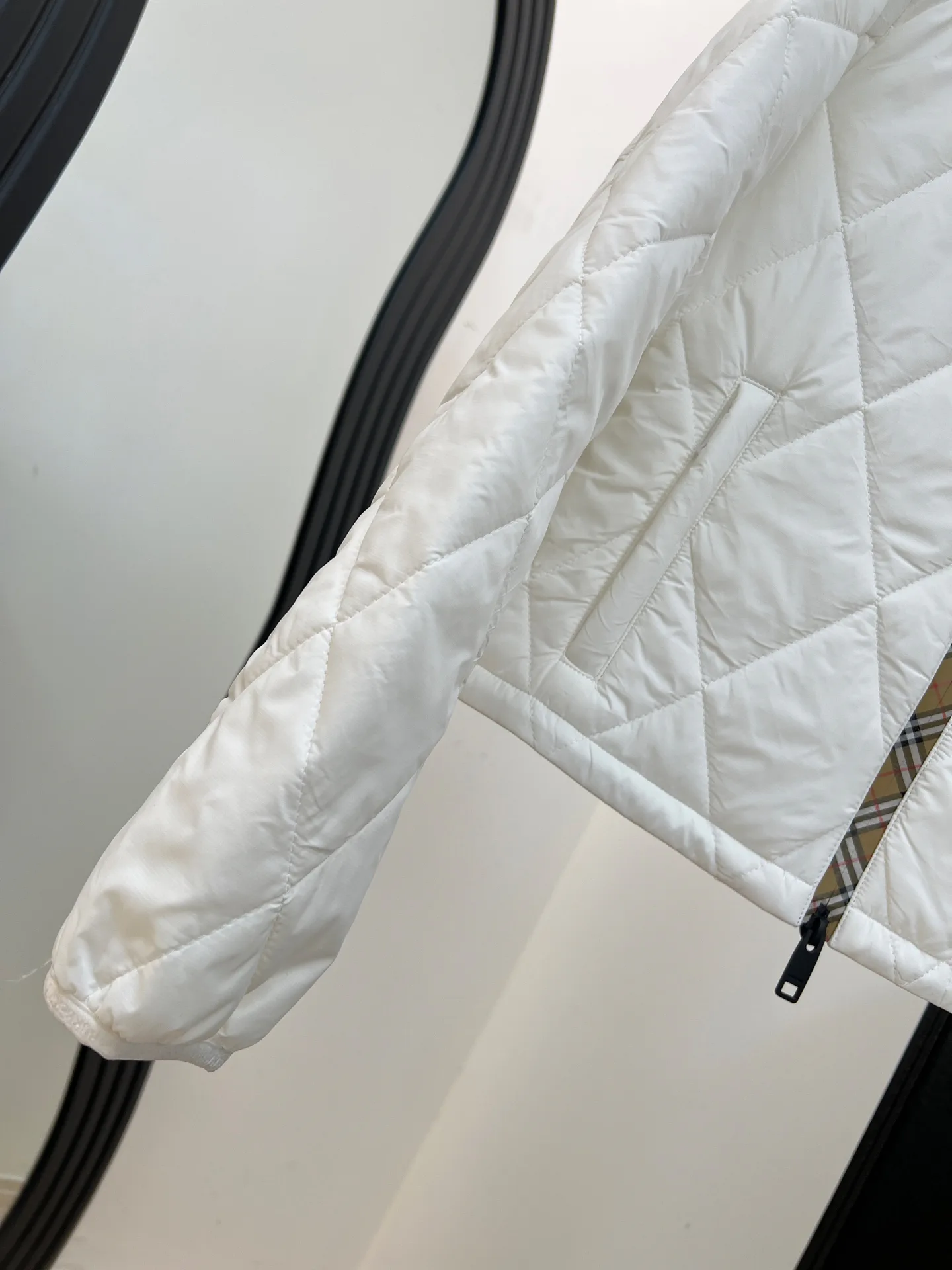 Куртки И Пуховики Женские Burberry 18930027