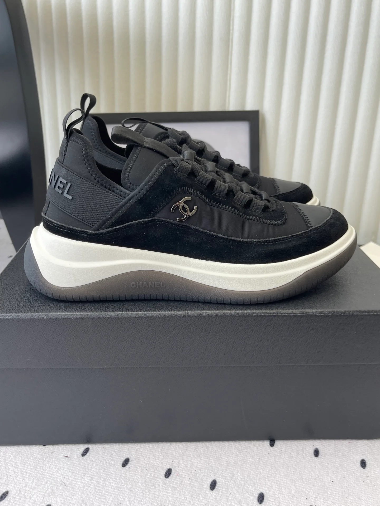 Кроссовки Женские Chanel 11790992