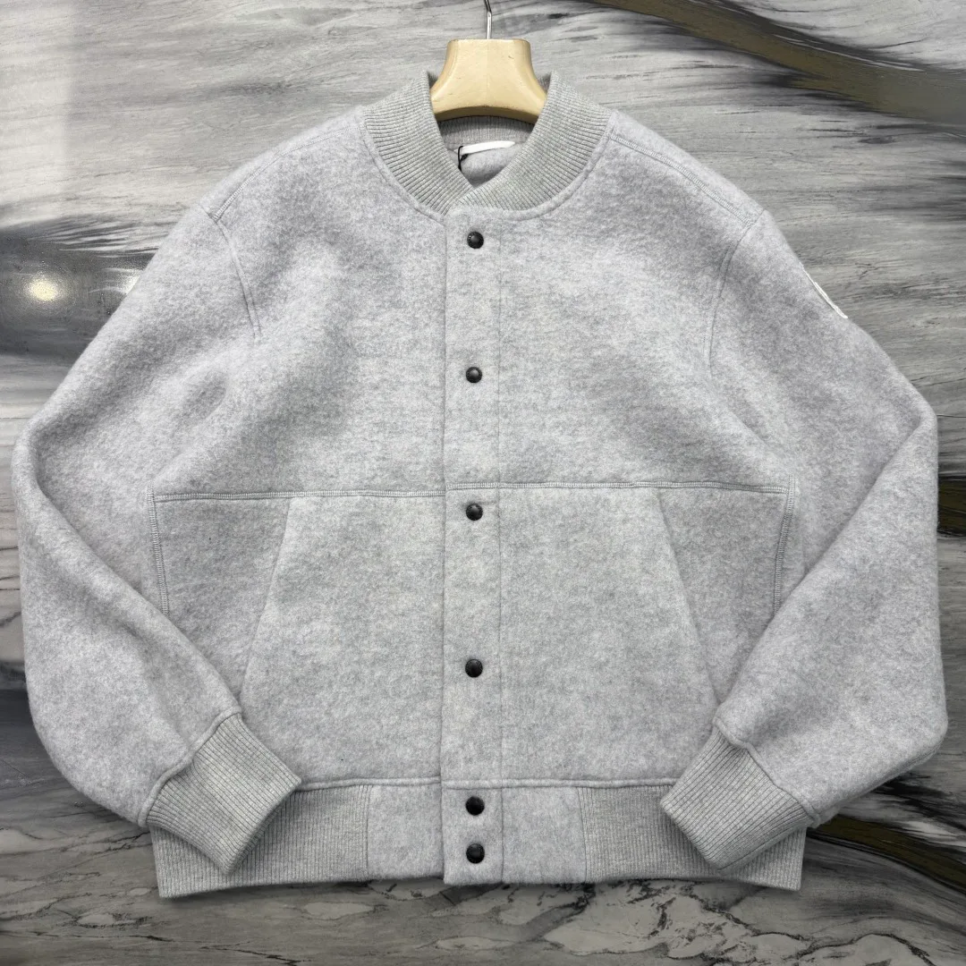Куртки И Пуховики Мужские Canada Goose 1390663