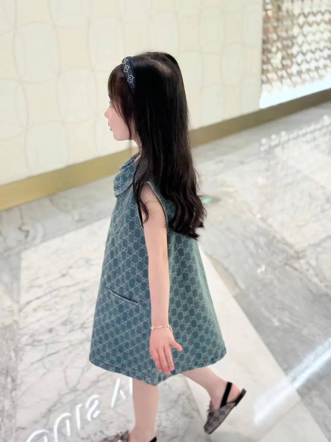 Платья Женские Gucci 18525