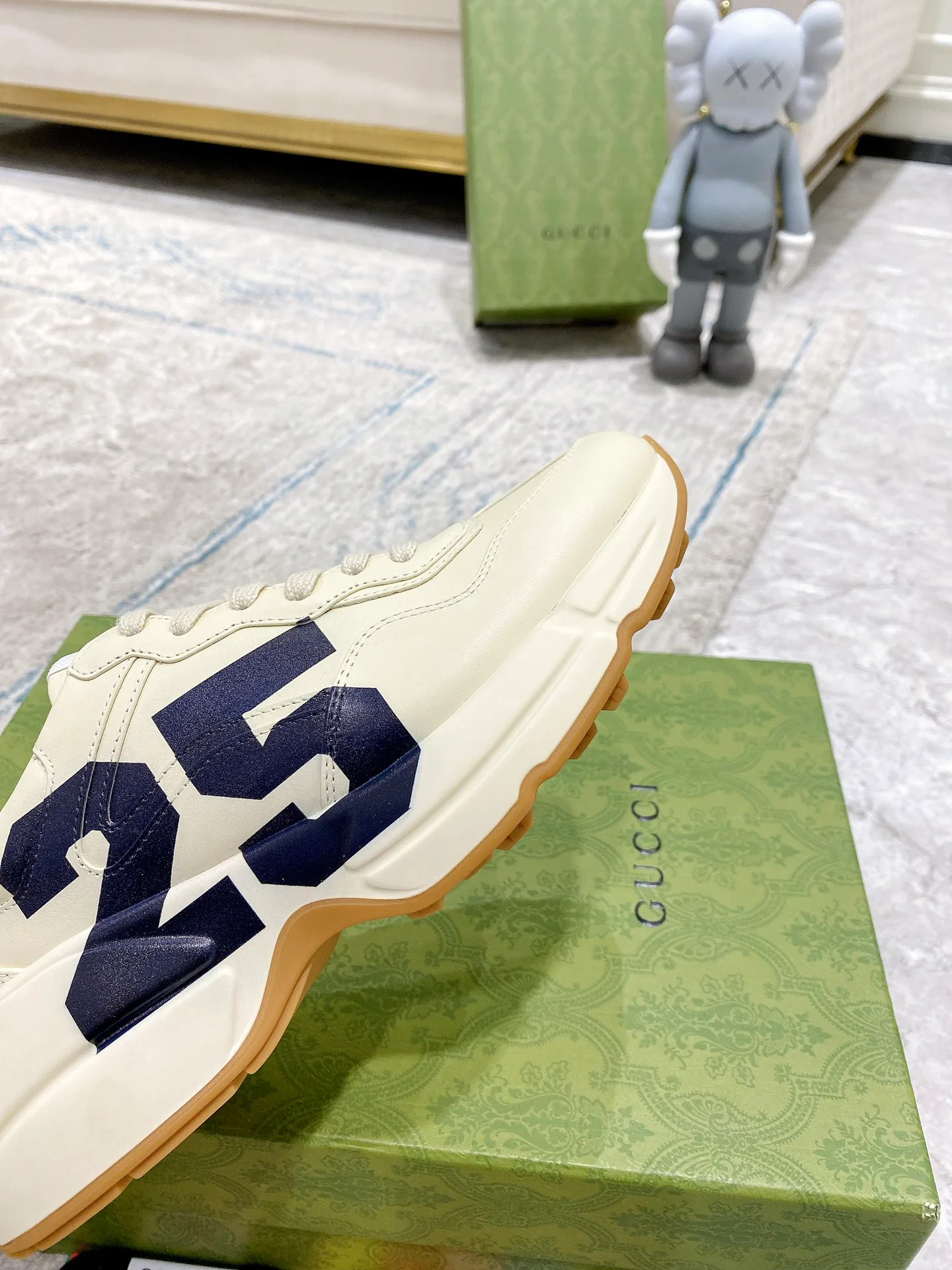 Кроссовки Женские Gucci 375847