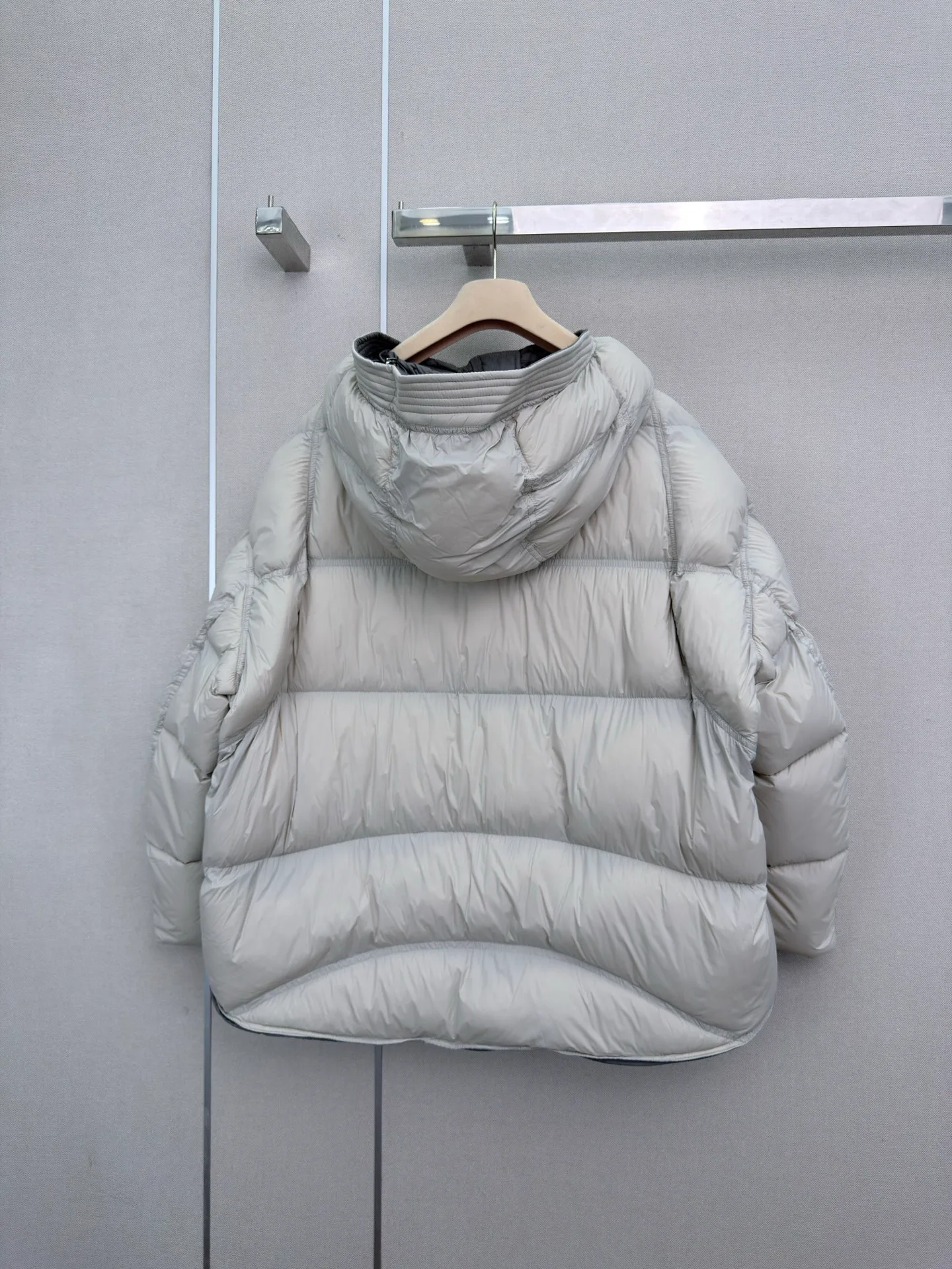 Куртки И Пуховики Женские Miu Miu 18710745