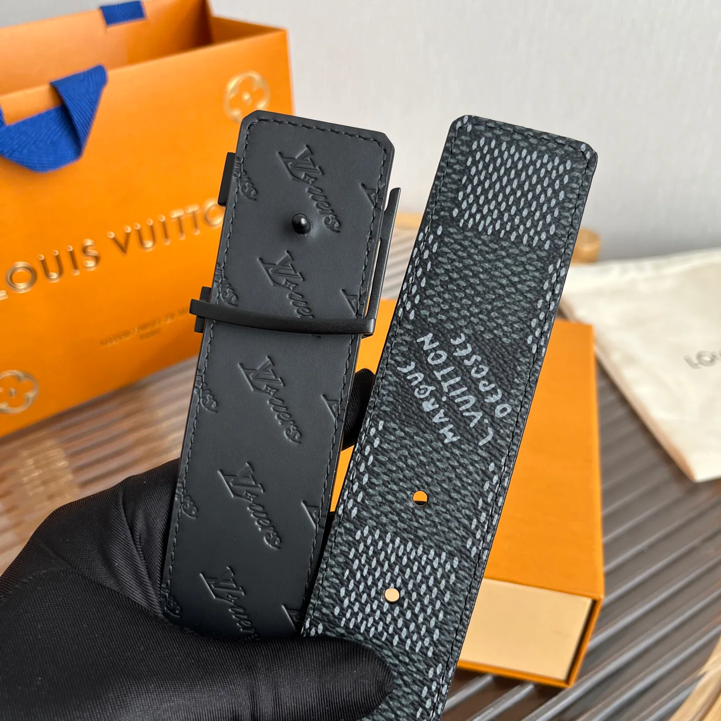 Ремни Louis Vuitton 10399063