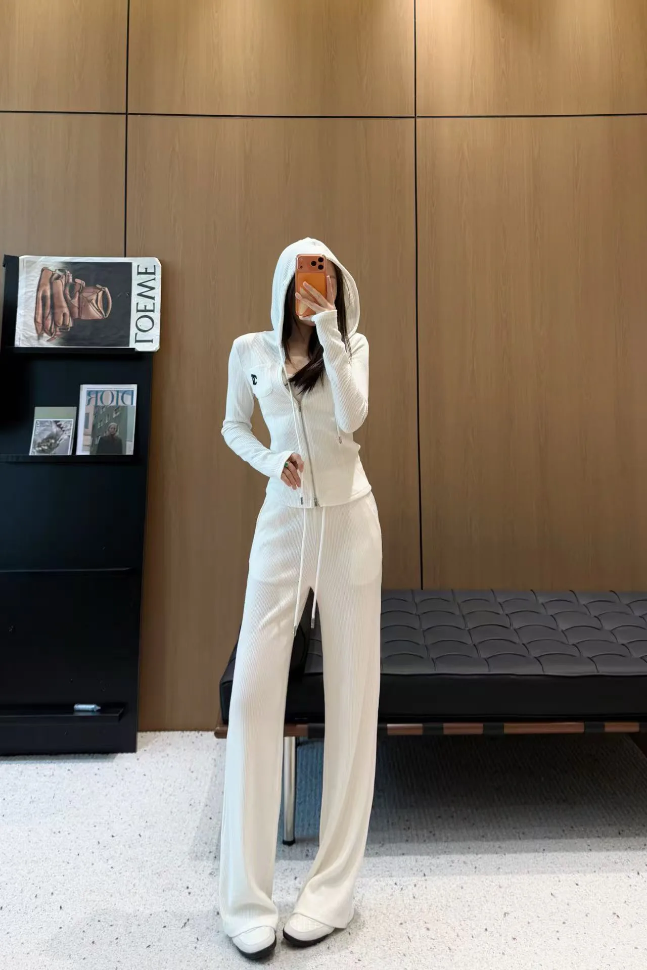 Костюмы Женские Chanel 9876833