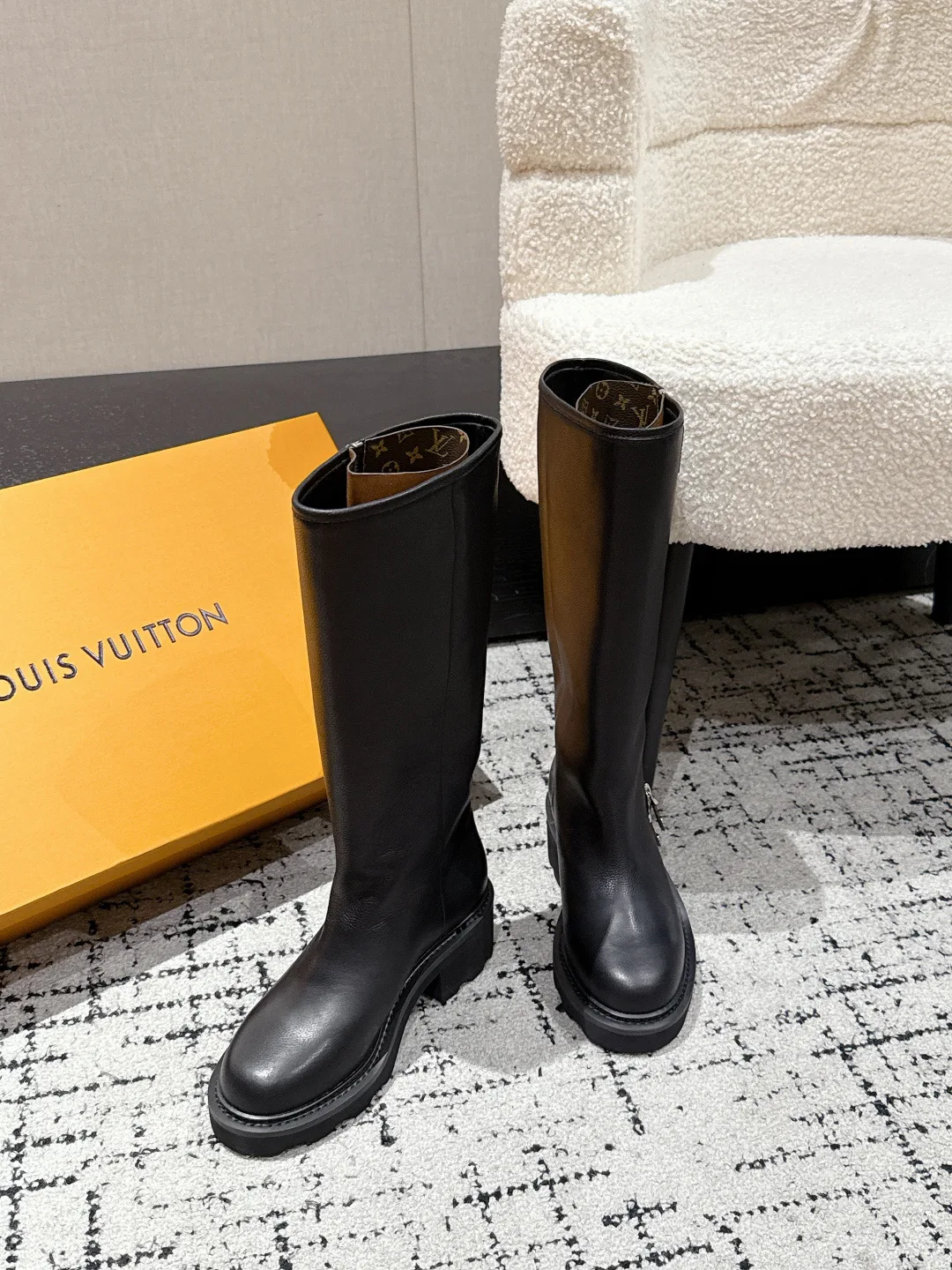 Сапоги Женские Louis Vuitton 218260