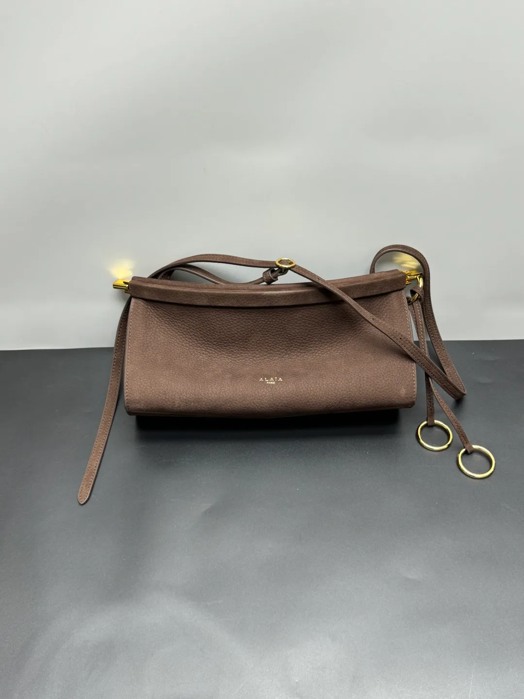 Сумки На Ремне Женские Alaia 11667391