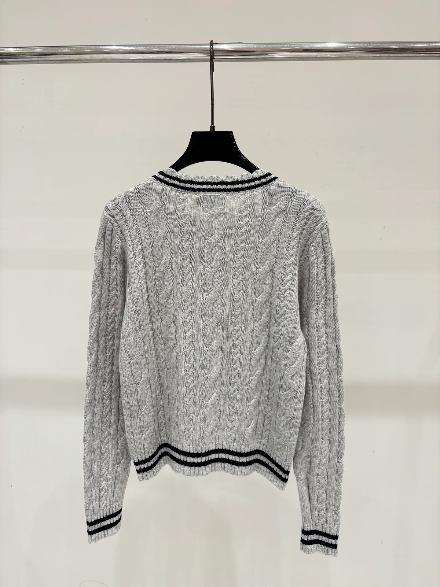 Джемперы И Свитеры Женские Chanel 18509722