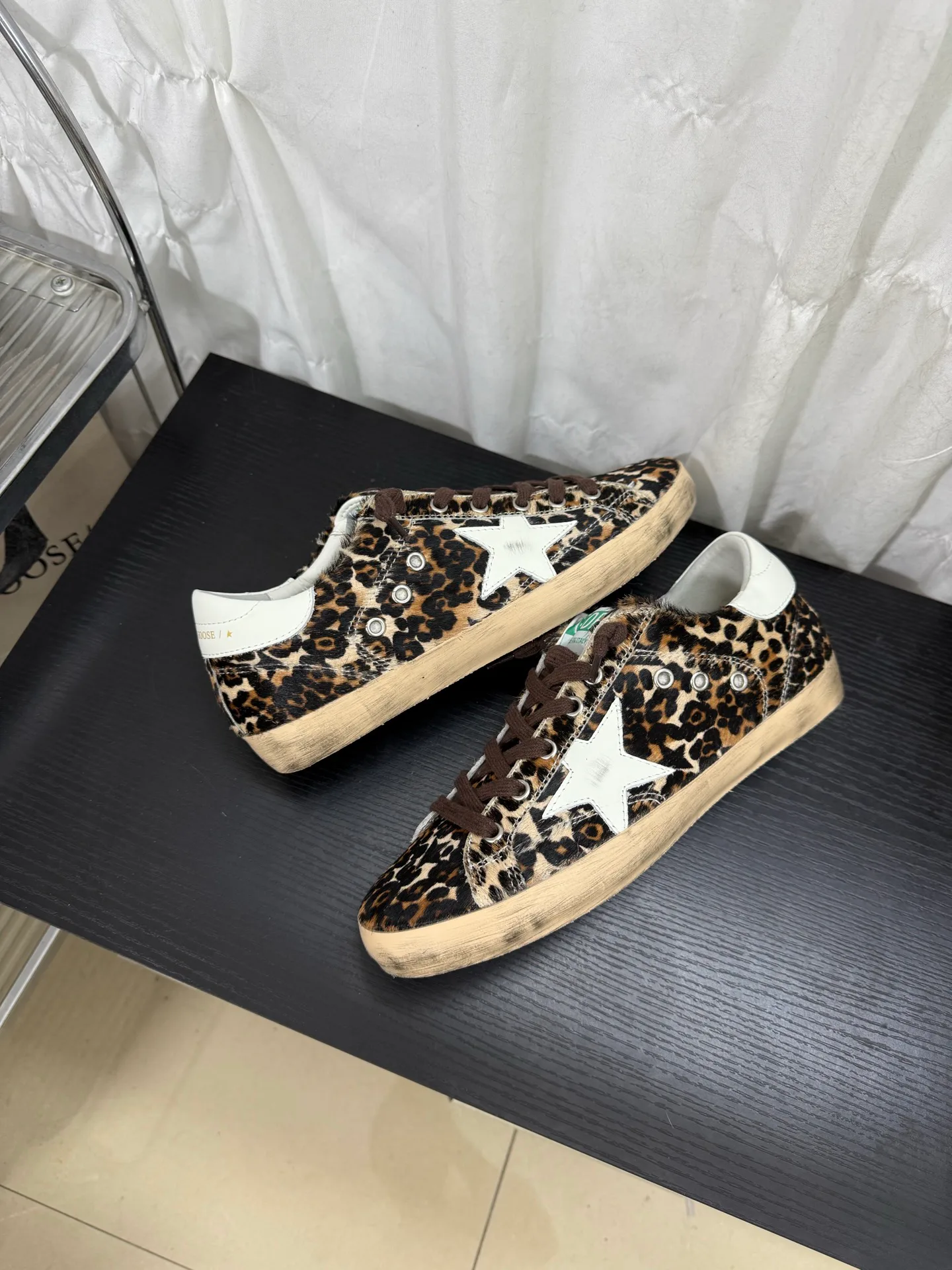Кроссовки Женские Golden Goose 19534274