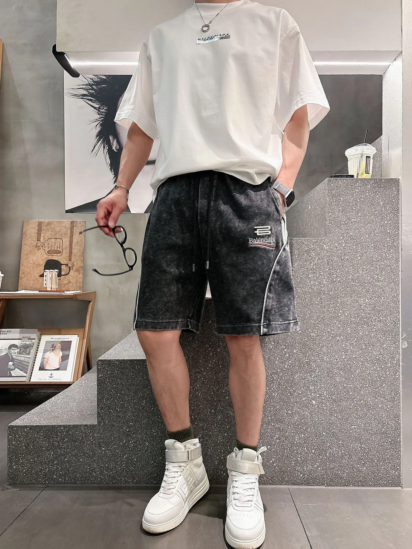 Шорты Мужские Balenciaga 14580120