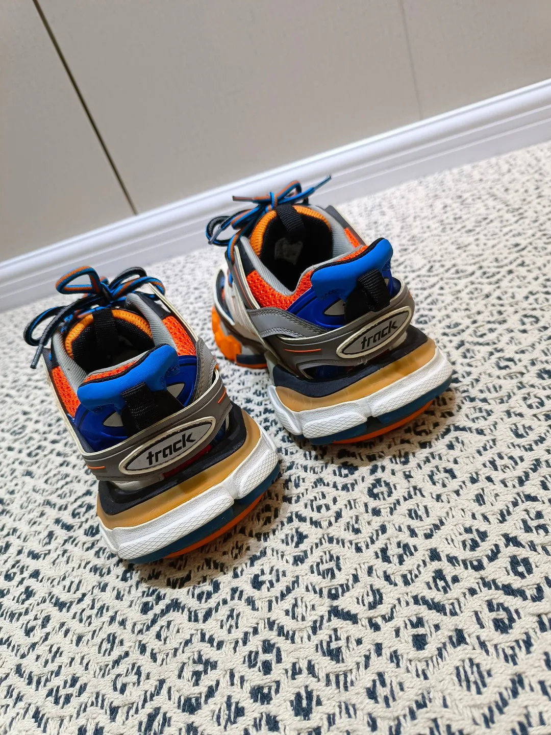 Кроссовки Мужские Balenciaga 1597