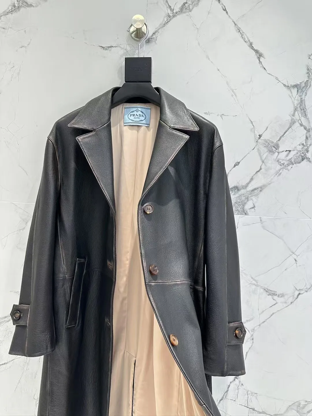 Кожаные Куртки И Дублёнки Женские Prada 13186428