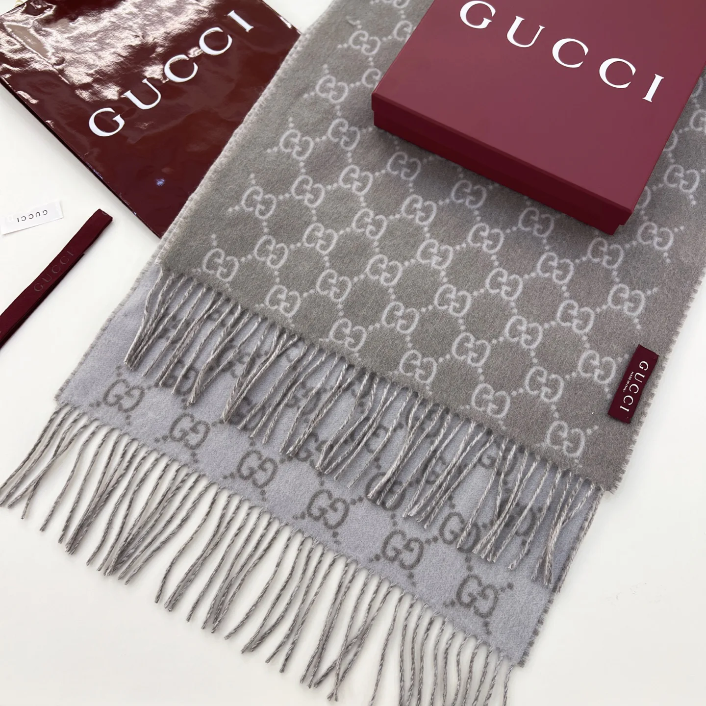 Шарфы Gucci 4337685