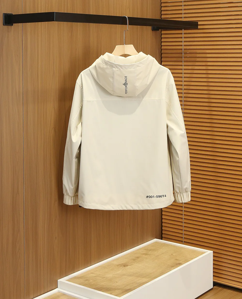 Куртки И Пуховики Мужские Moncler 17410568