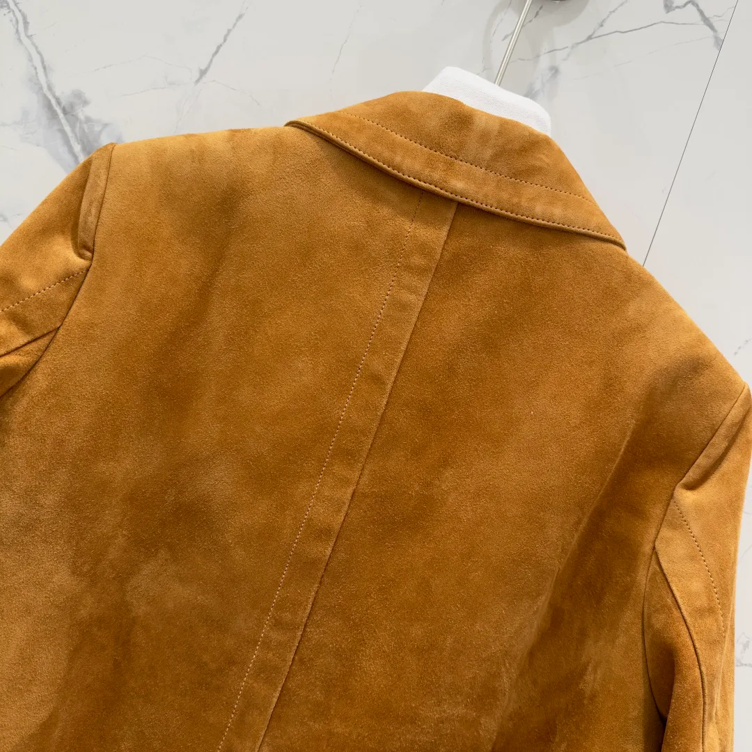 Кожаные Куртки И Дублёнки Женские Gucci 10387504