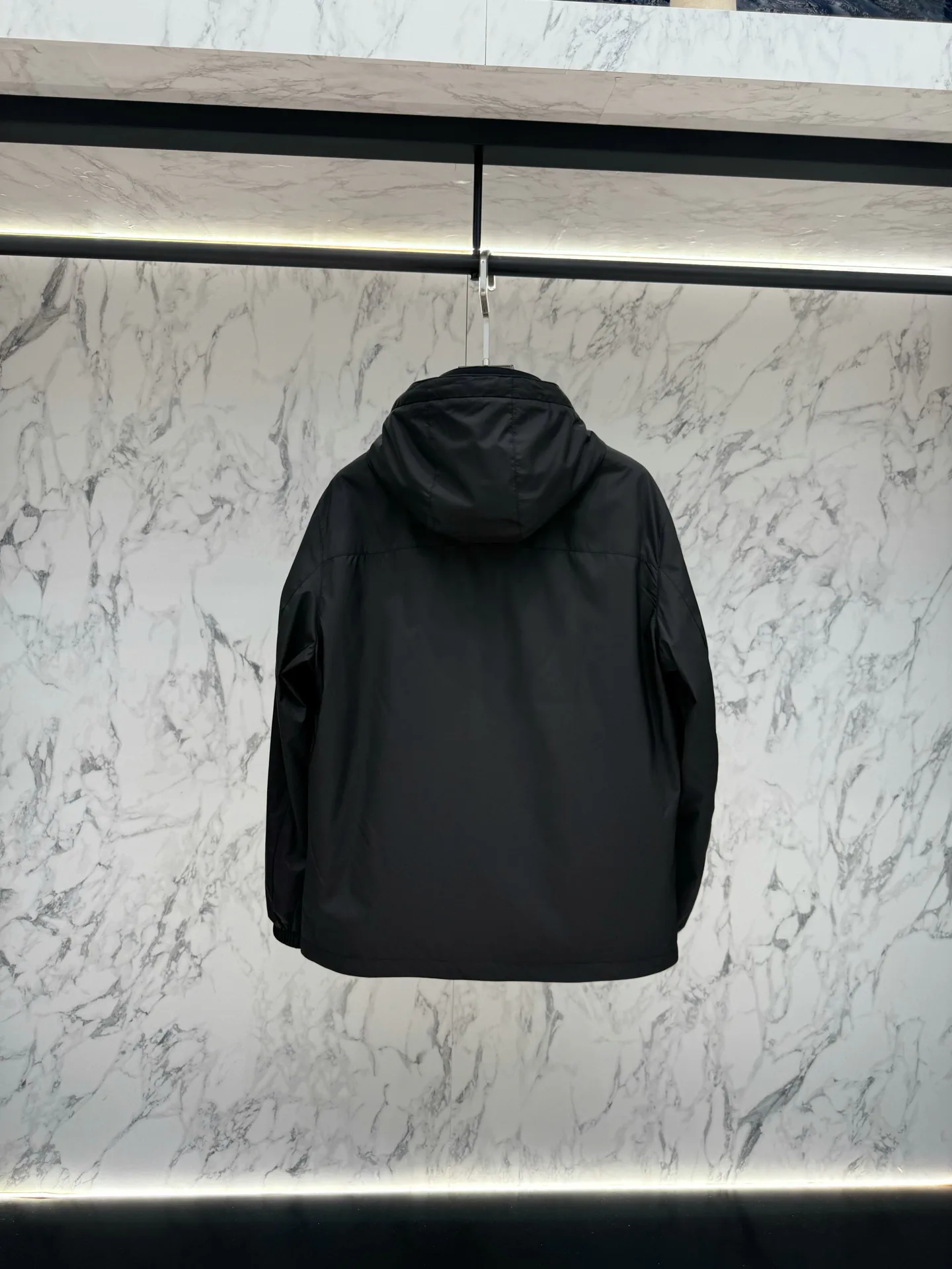 Куртки И Пуховики Женские Prada 17944117