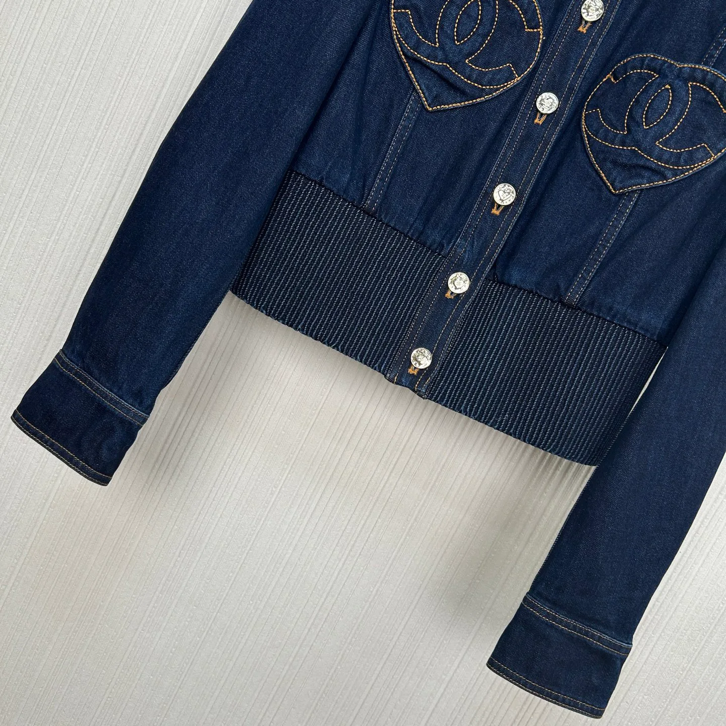 Жакеты Женские Chanel 11844080