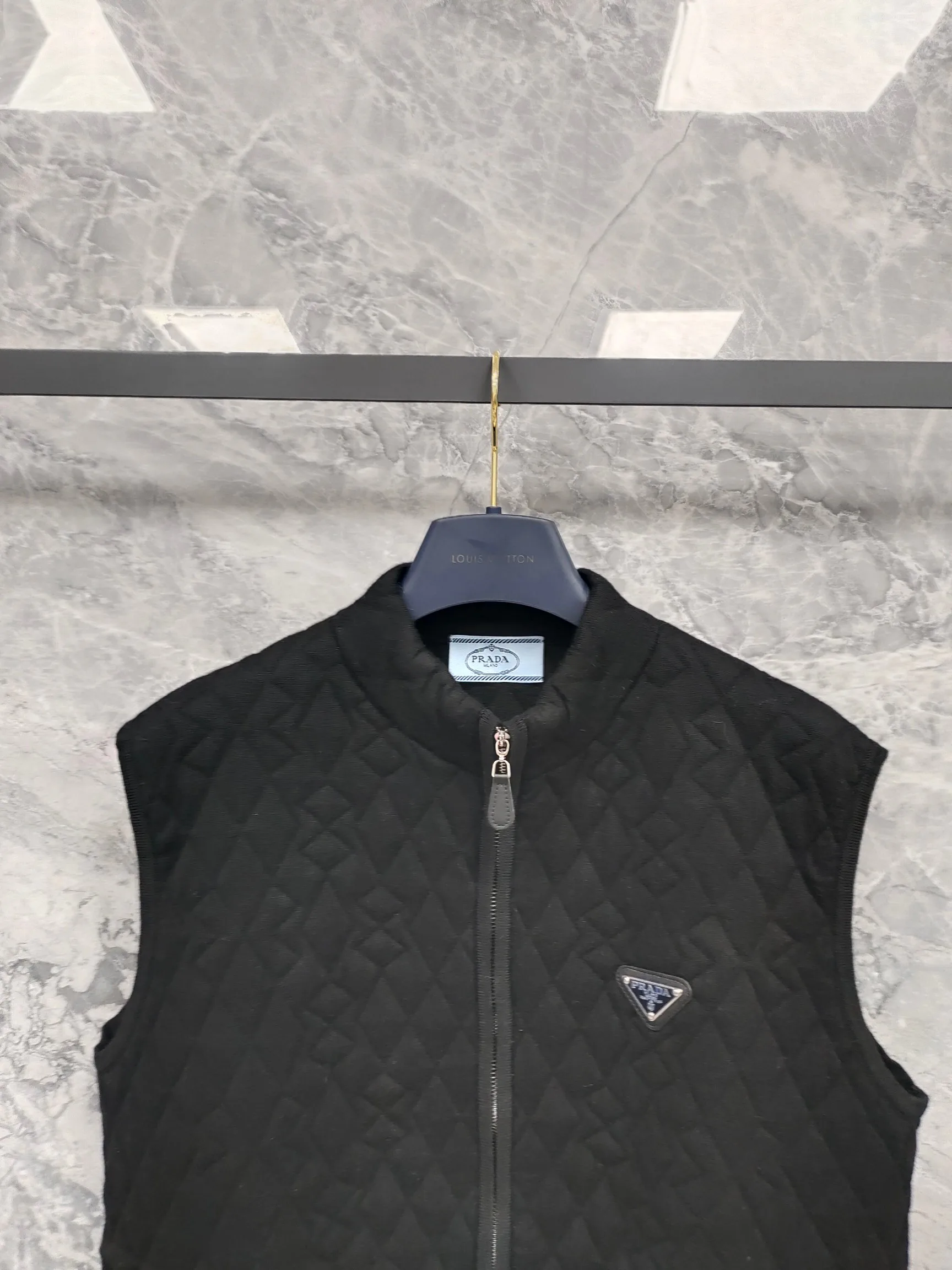 Жилеты Женские Prada 18743632