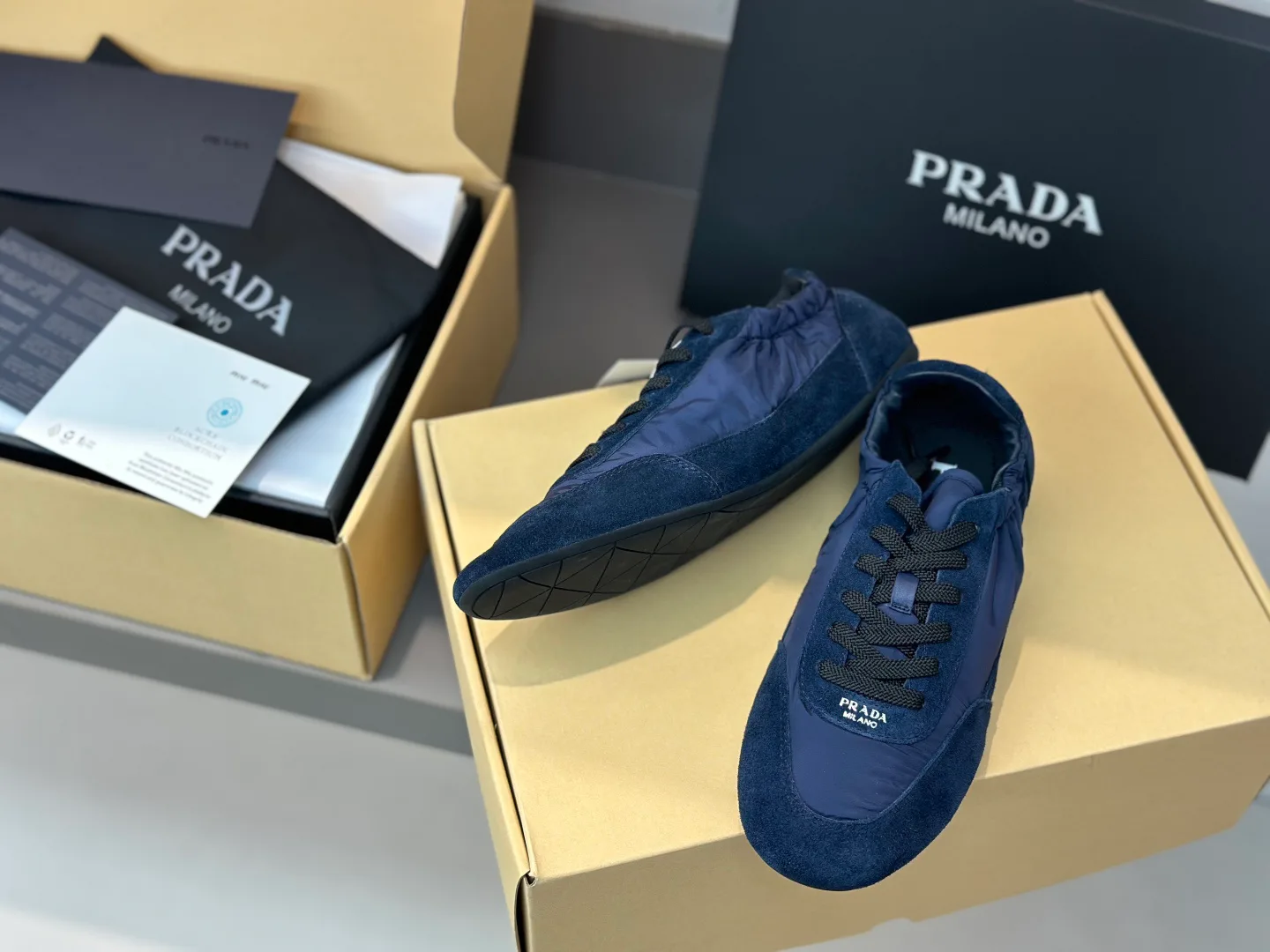 Кроссовки Женские Prada 11152985