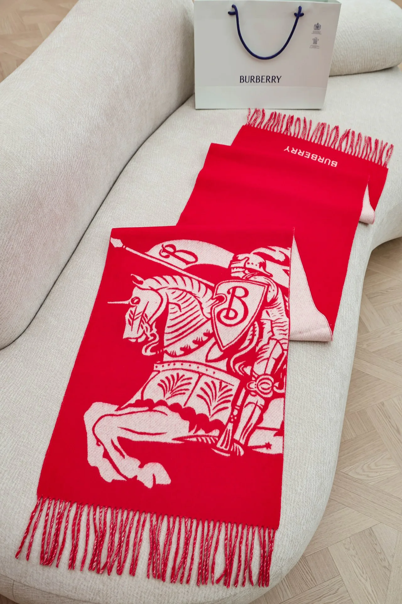 Шарфы Burberry 185601