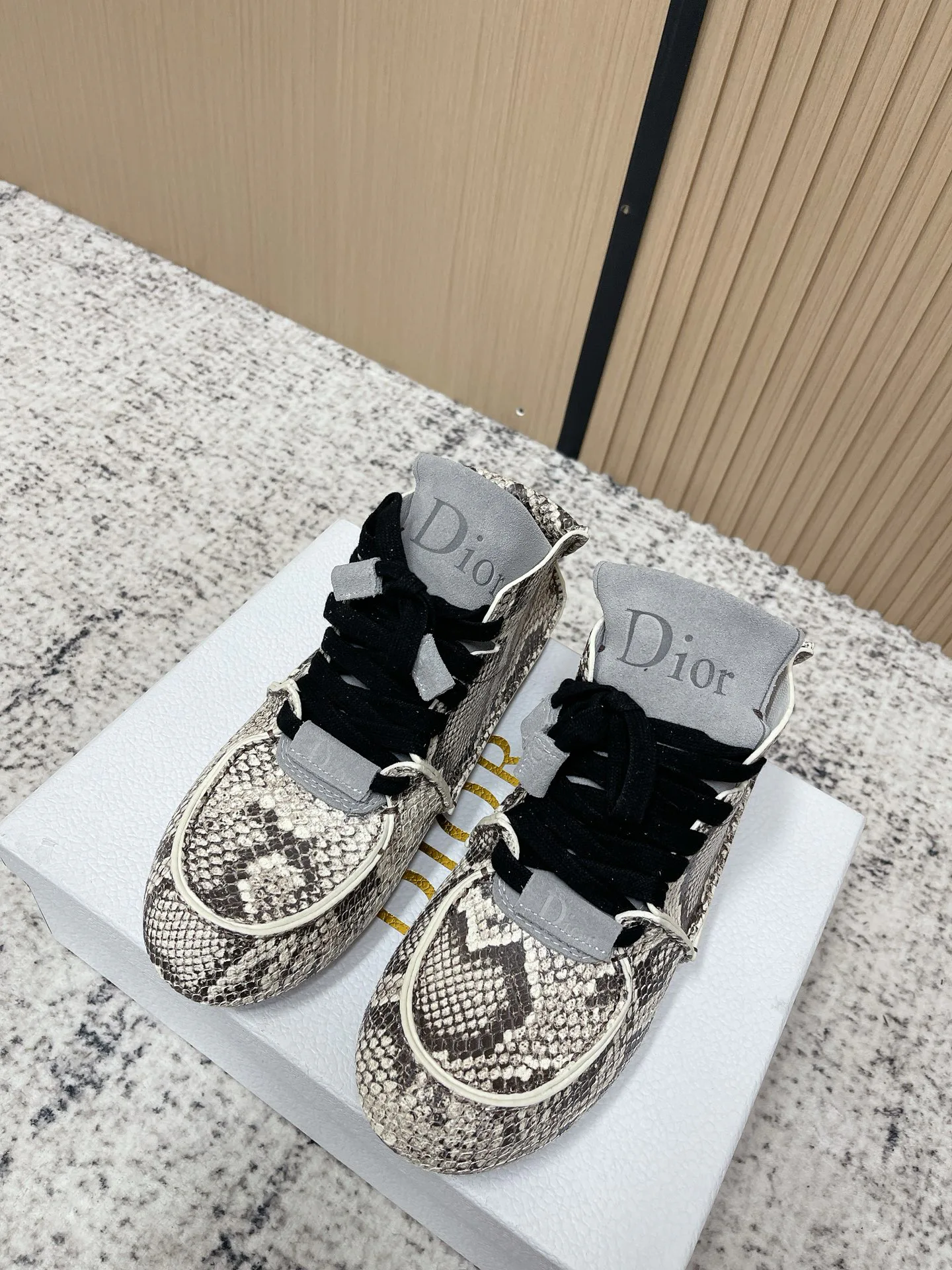 Кроссовки Мужские Christian Dior 11946963