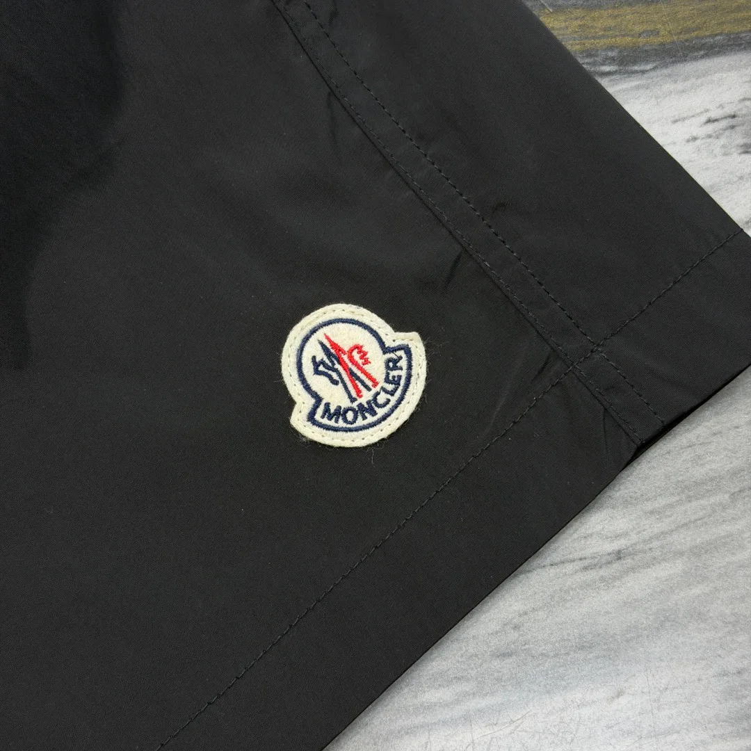 Шорты Мужские Moncler 12231107