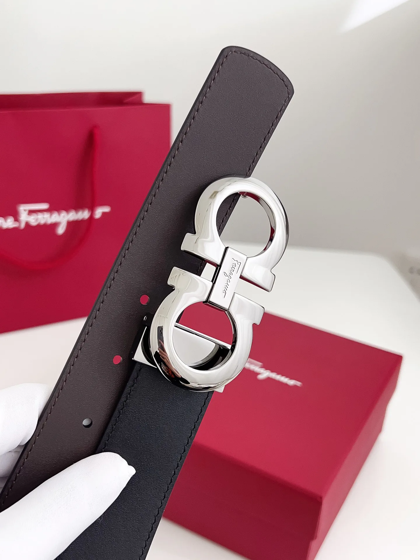 Поясные Сумки Женские Salvatore Ferragamo 5511903