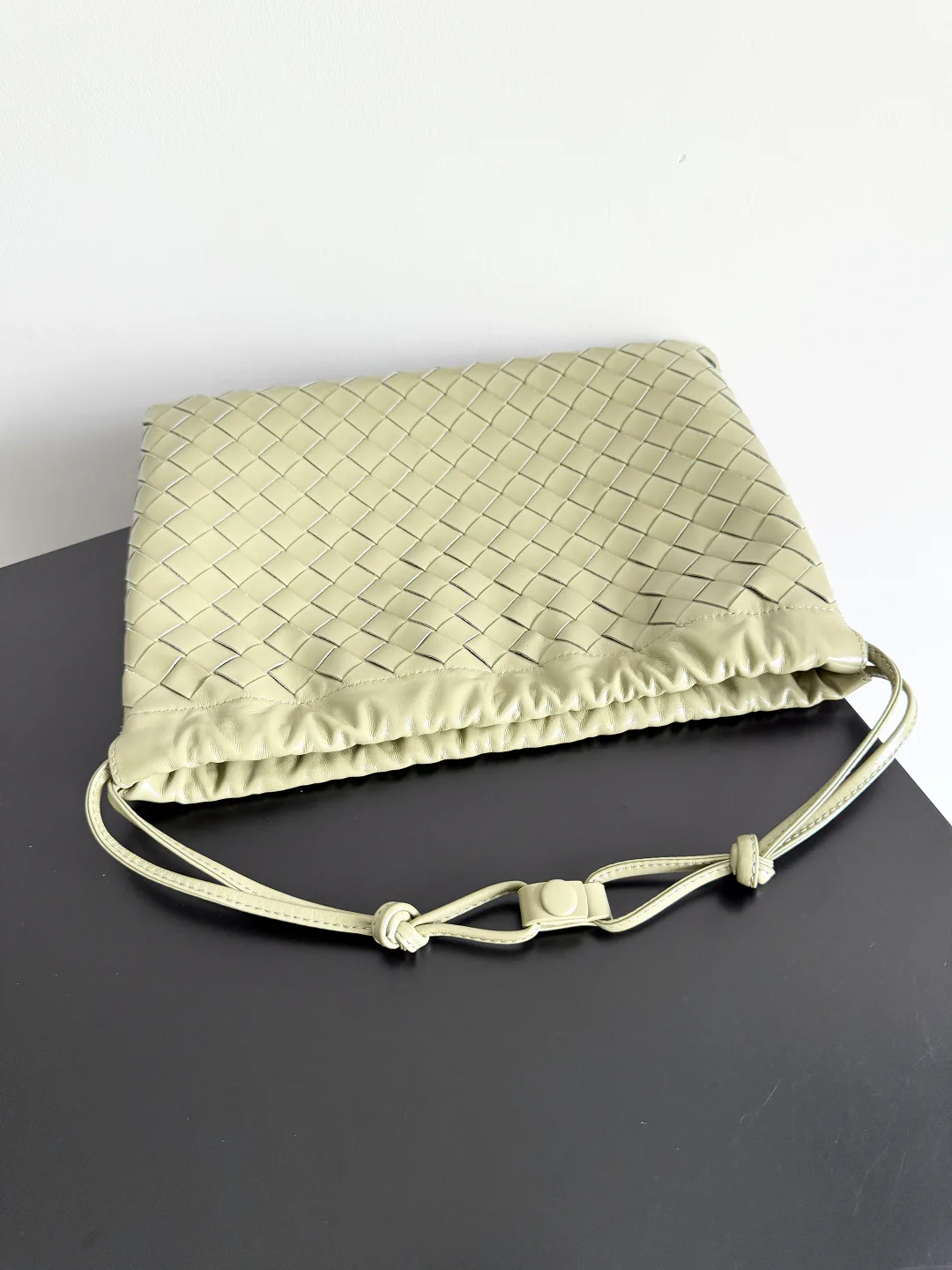 Сумки На Ремне Женские Bottega Veneta 11255450