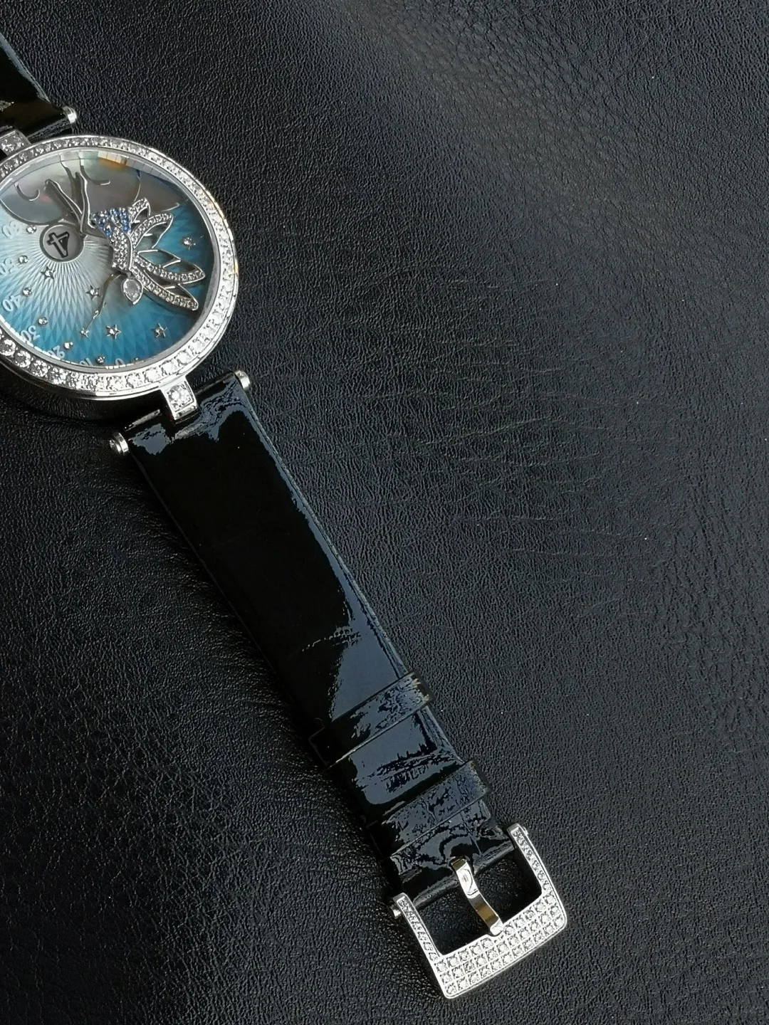 Часы Женские Van Cleef & Arpels 11575440