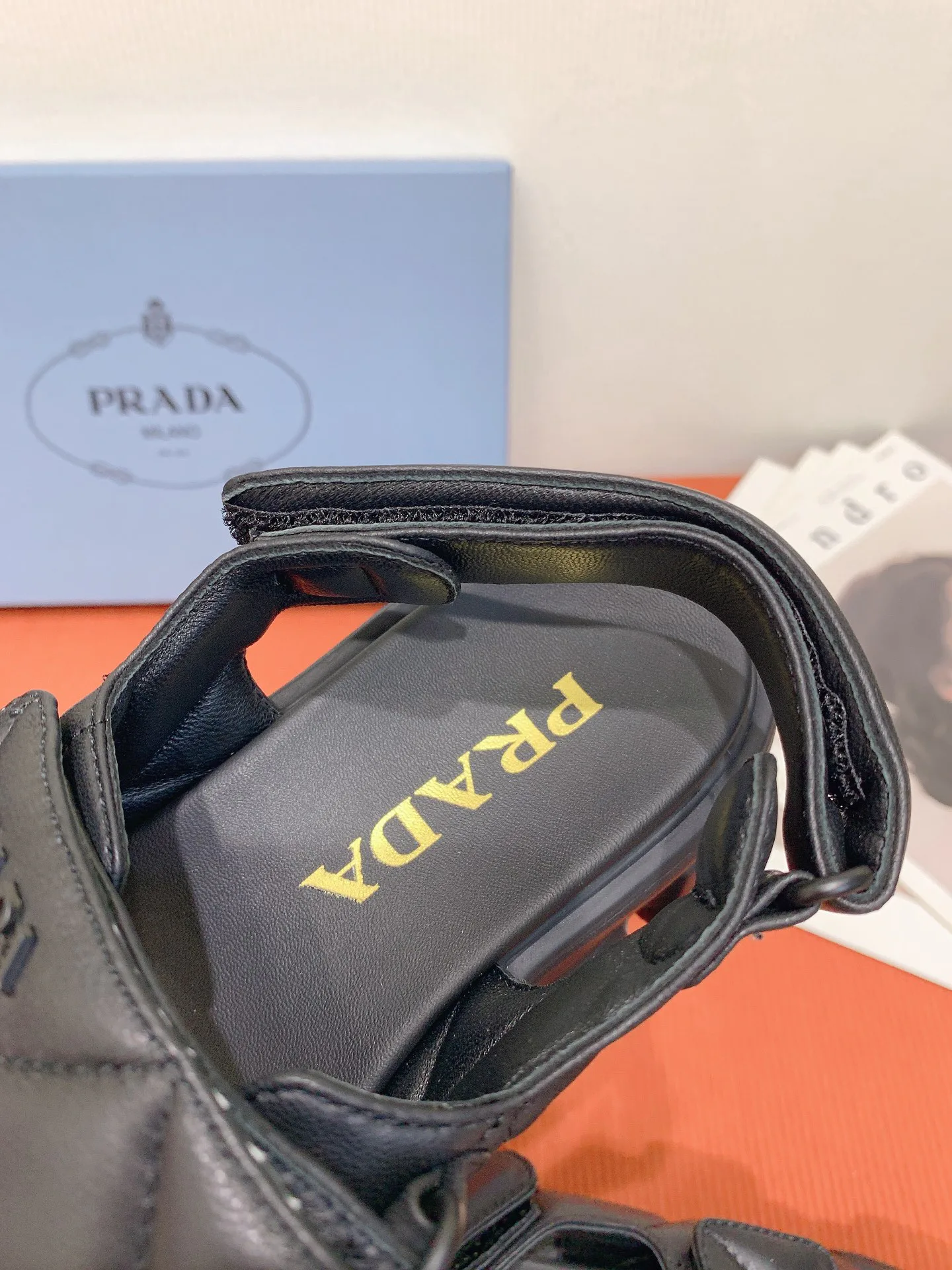 Сандалии Женские Prada 3396816