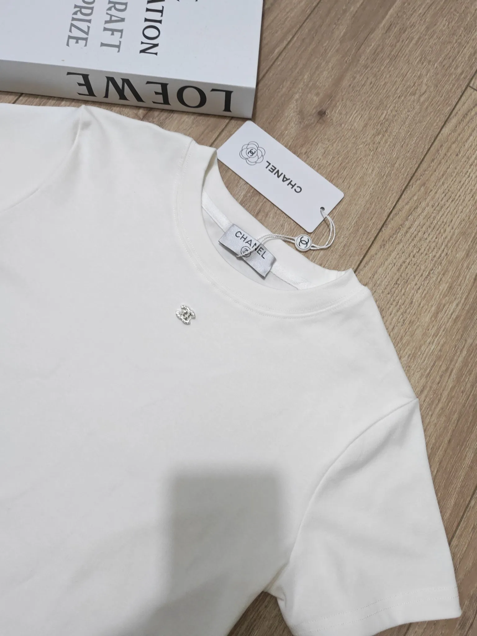 Футболки Женские Chanel 17368449