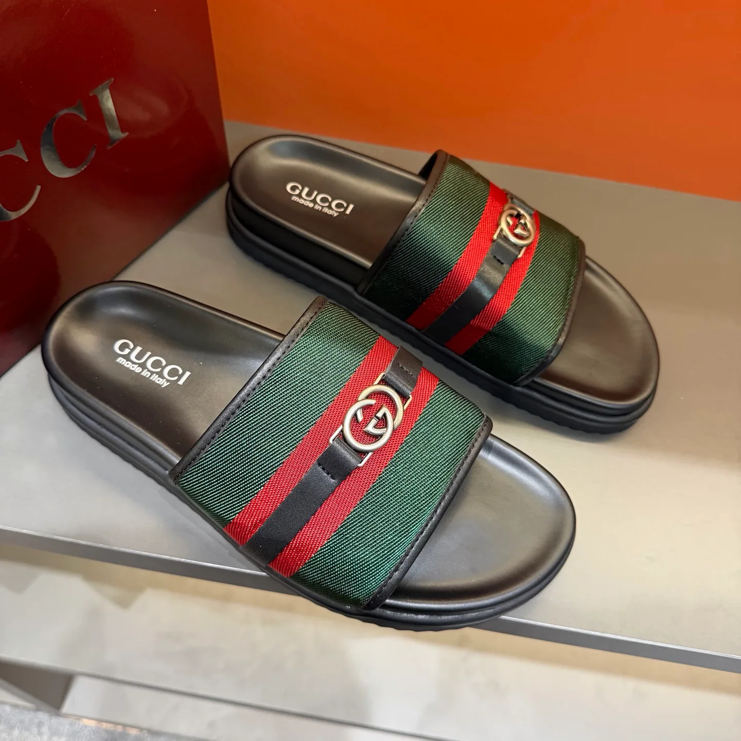 Шлепанцы Женские Gucci 9737043