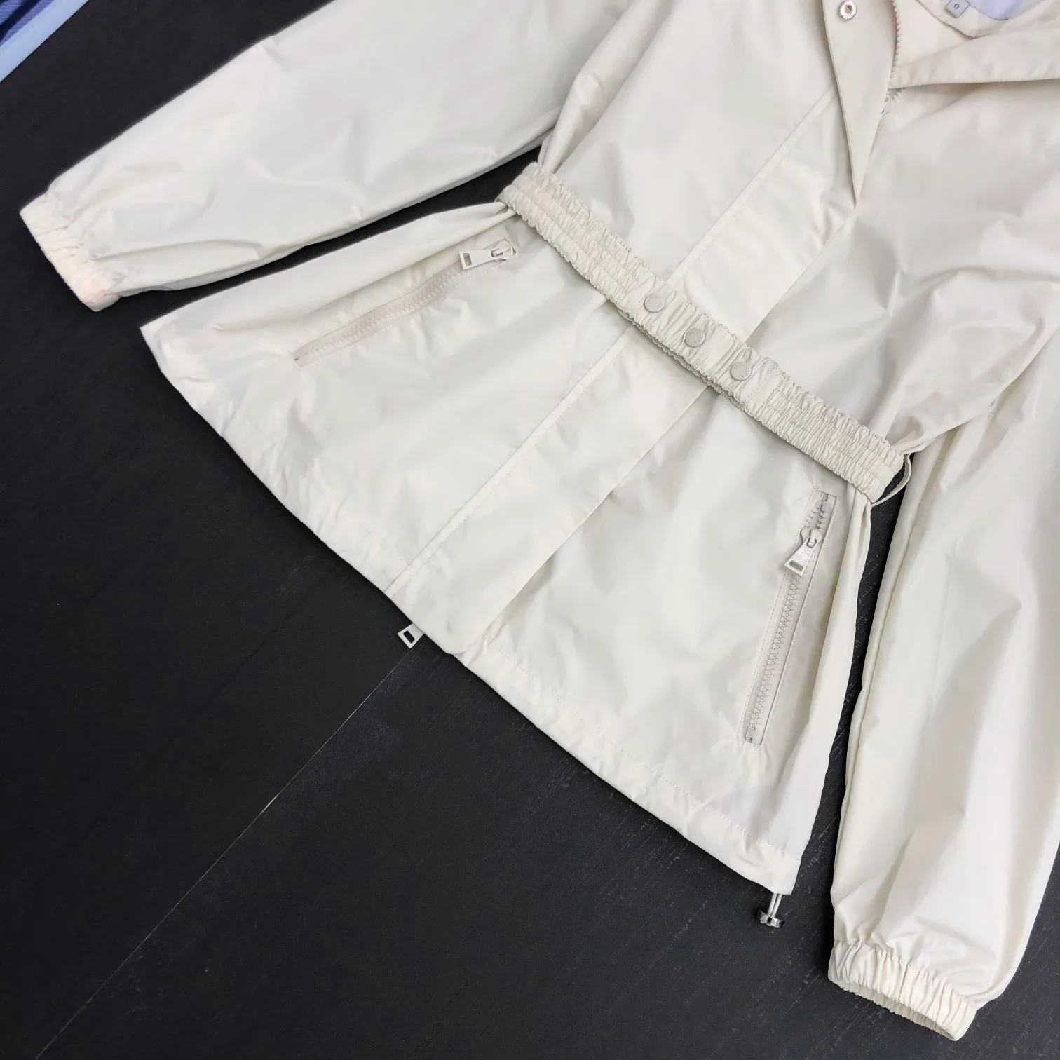 Куртки И Пуховики Женские Moncler 10956317