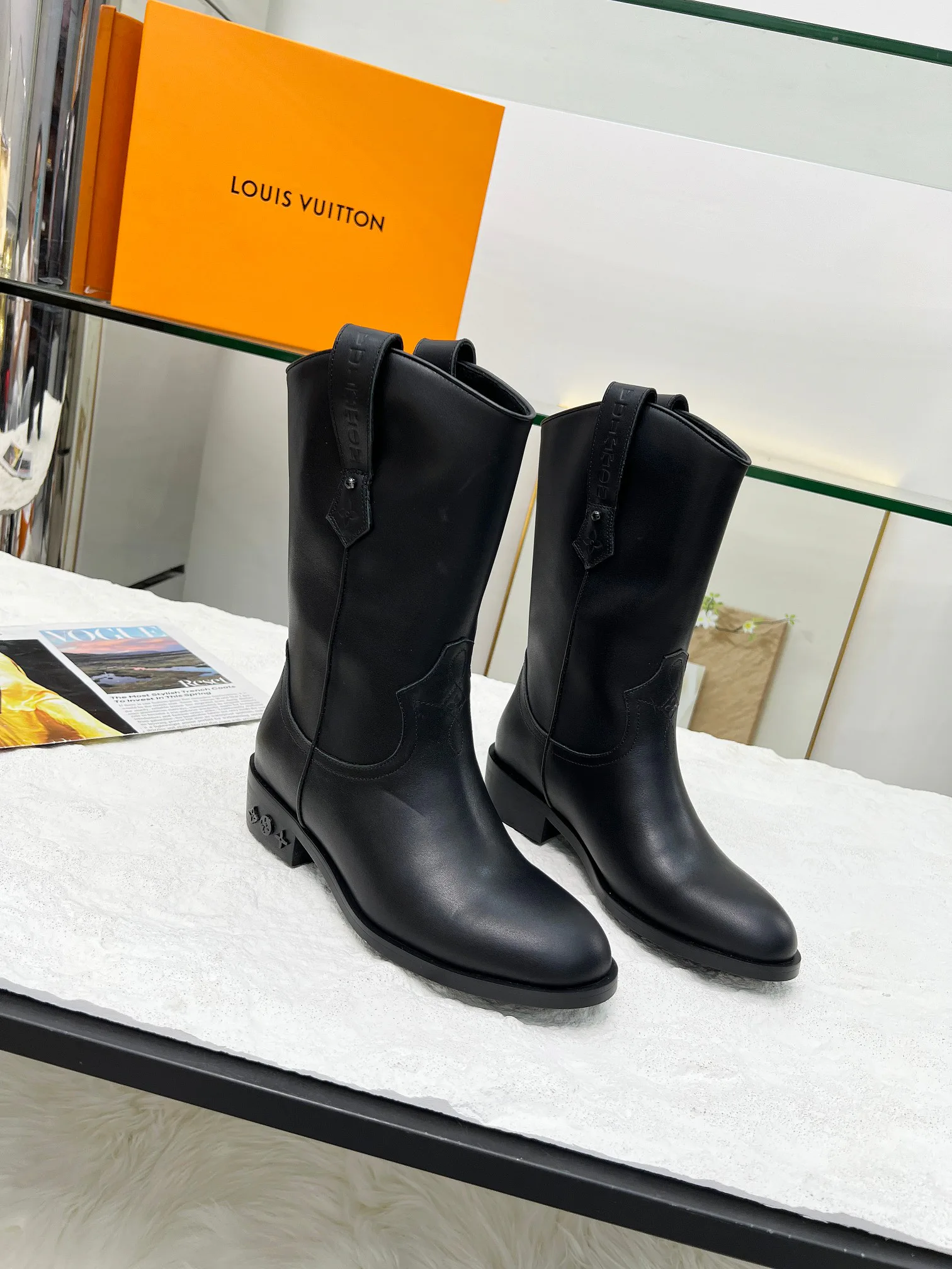 Сапоги Женские Louis Vuitton 17948505