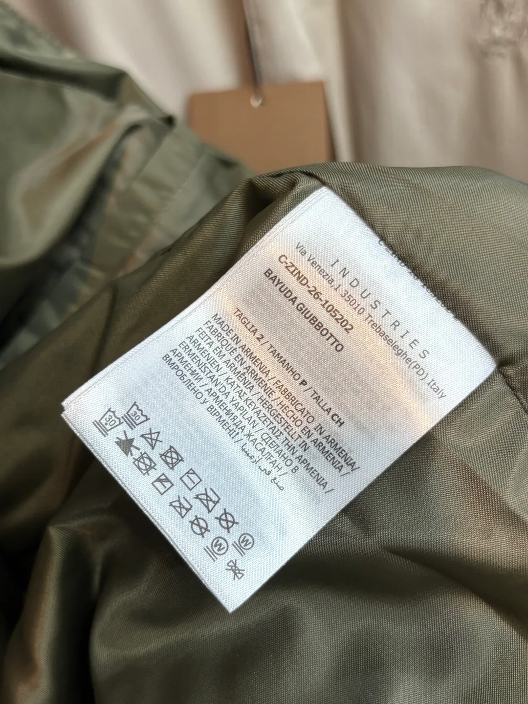 Куртки И Пуховики Женские Moncler 18157299