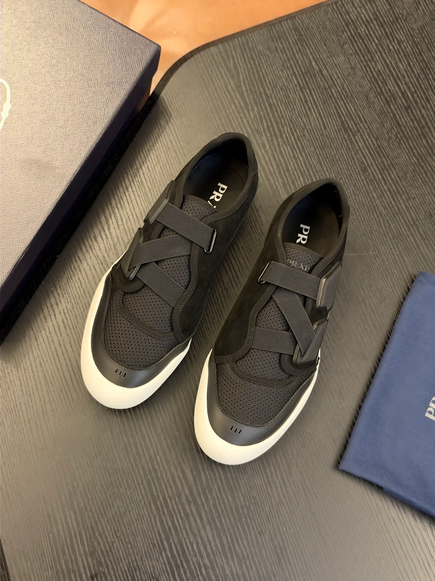 Кроссовки Мужские Prada 19738353