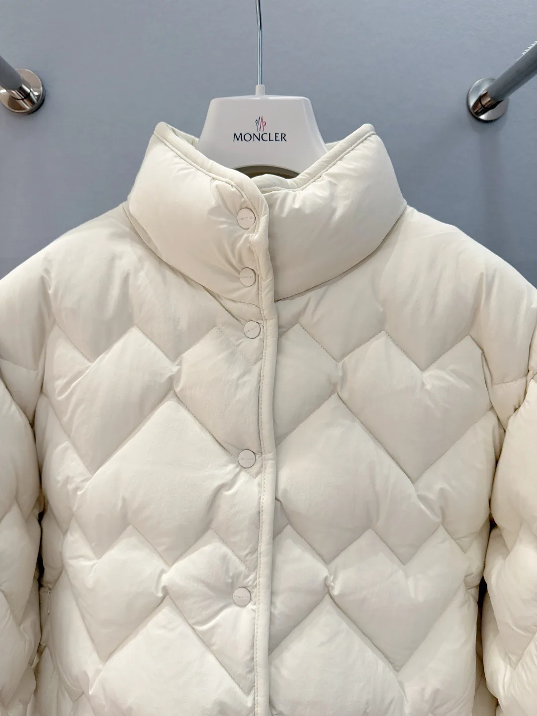 Куртки И Пуховики Женские Moncler 247523