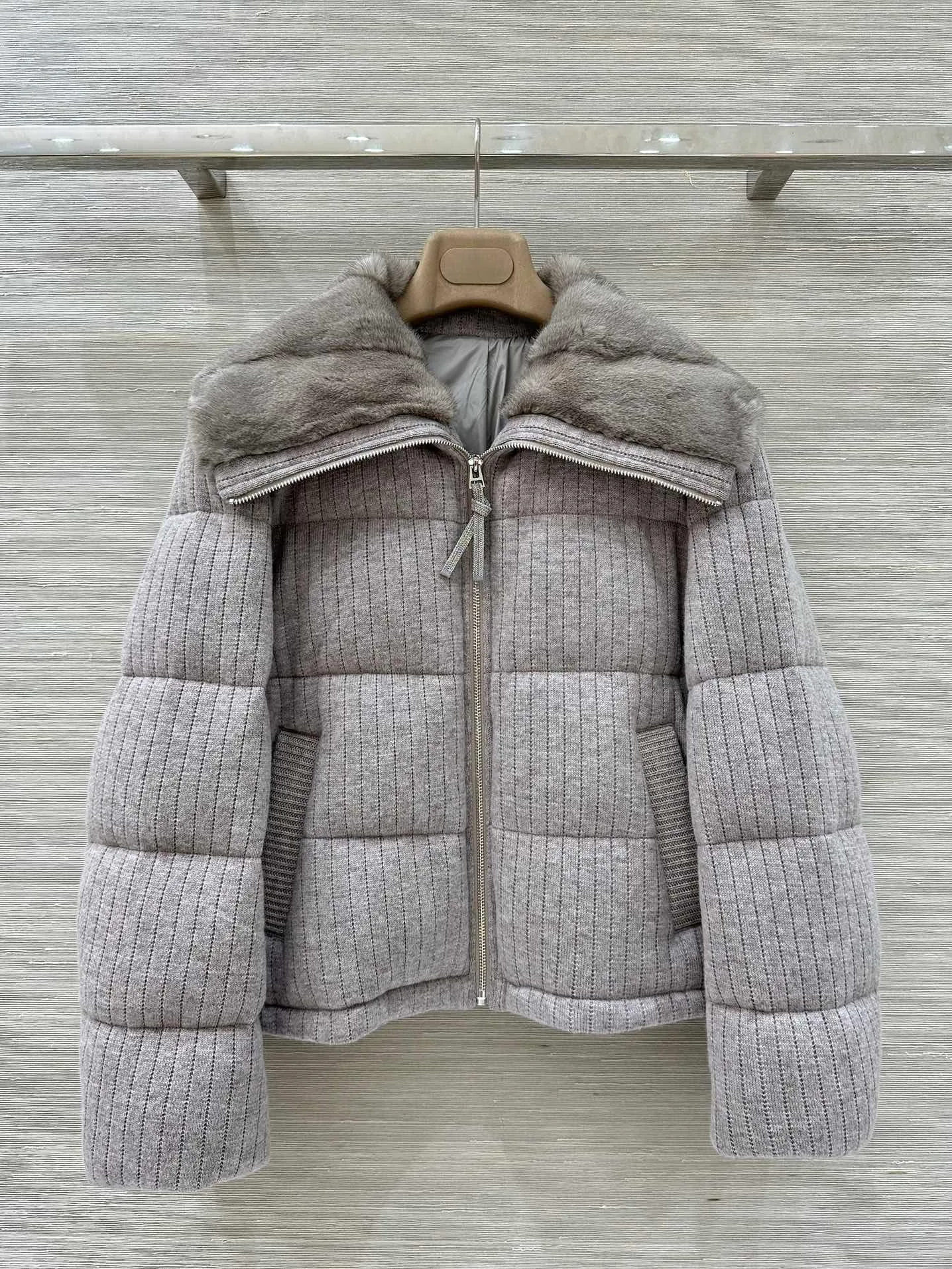 Куртки И Пуховики Женские Loro Piana 18115062