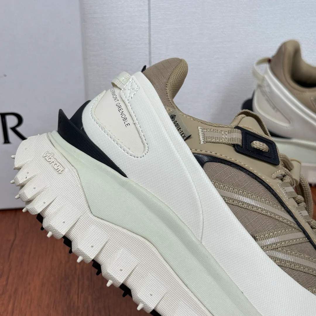 Кроссовки Женские Moncler 5543026