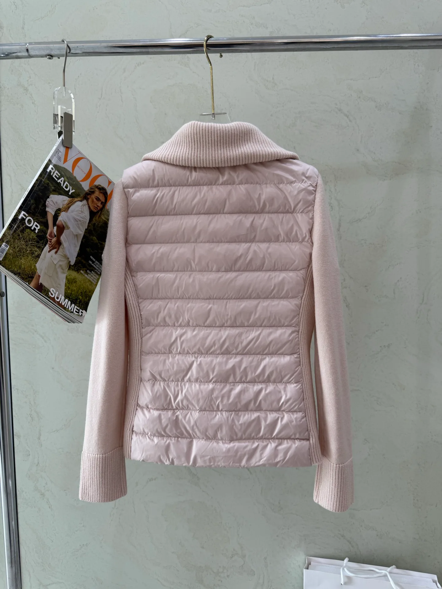 Куртки И Пуховики Женские Moncler 17918881